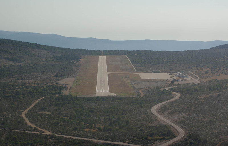 brac-airport-2009